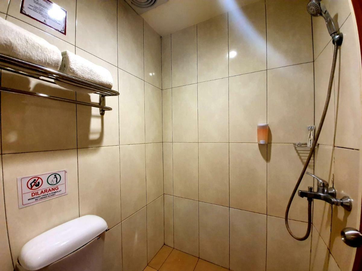 Careinn Merauke By Yolo Hospitality Екстер'єр фото